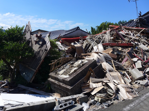 静岡県の耐震診断・工事なら静岡県耐震診断補強相談士の資格を持つ一級建築士山﨑創建の熊本地震調査画像